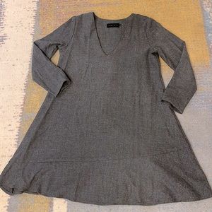 Grey Hatch maternity dress in Petite.